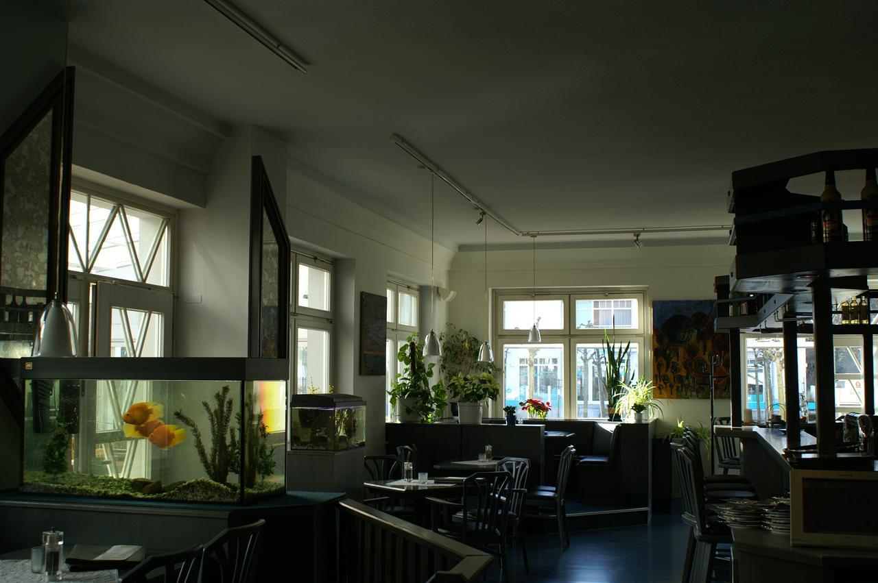 Hotel Strandpavillon Бабе Экстерьер фото
