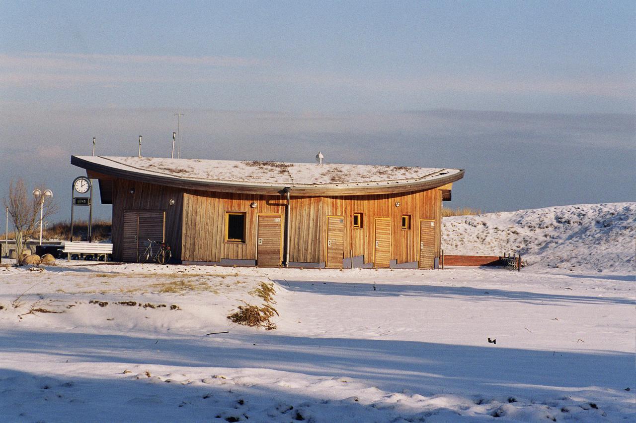Hotel Strandpavillon Бабе Экстерьер фото