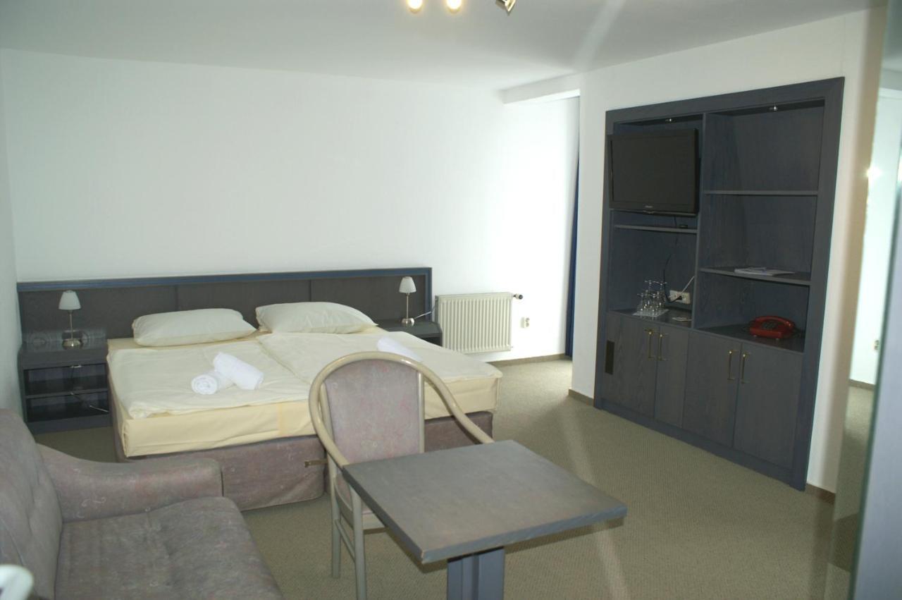 Hotel Strandpavillon Бабе Номер фото